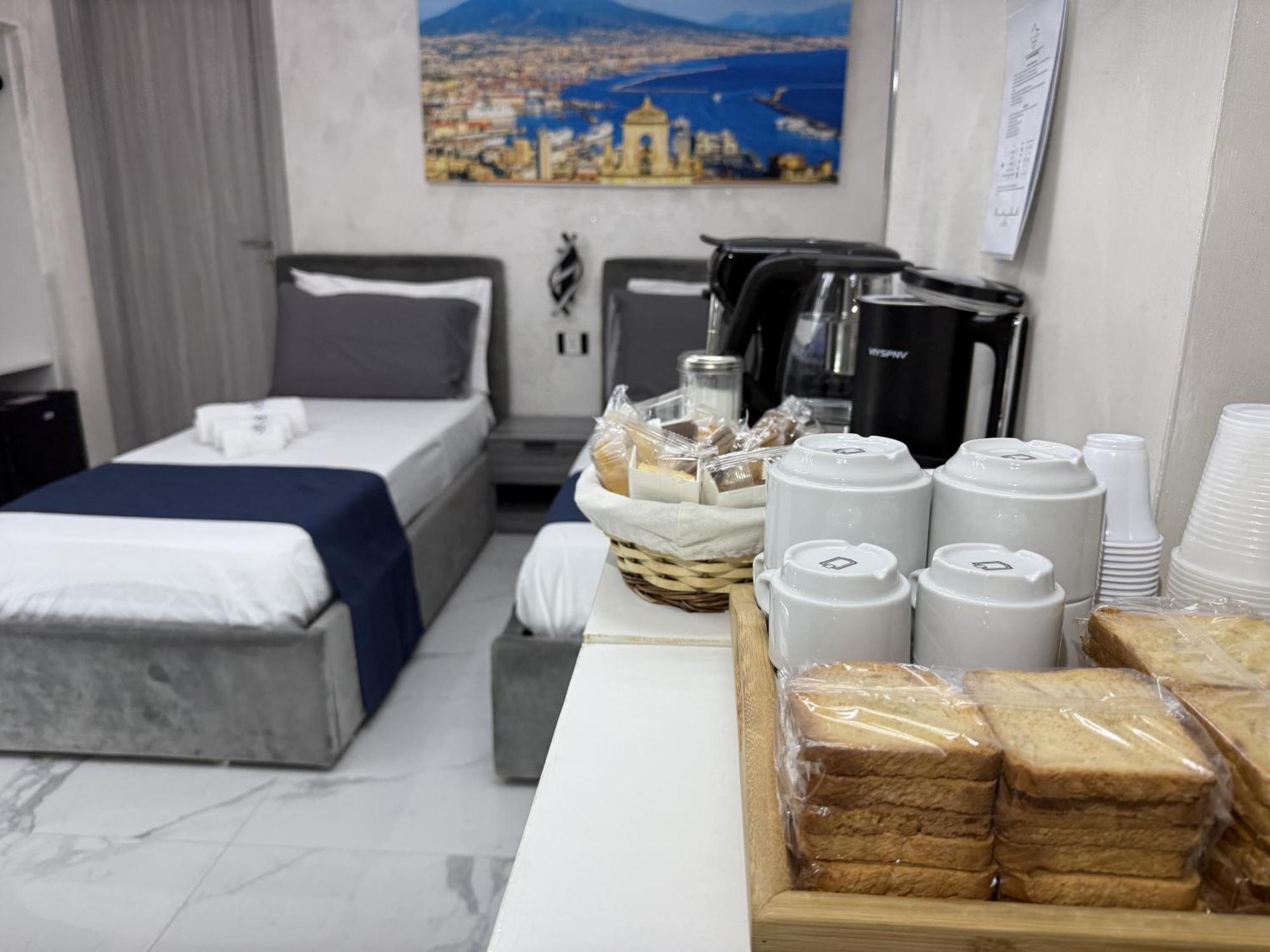 Couette-café Ylisea Luxury Naples