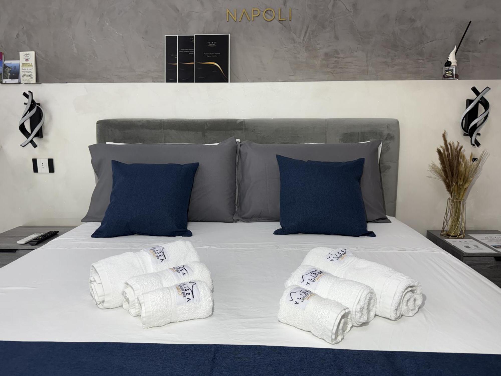 Couette-café Ylisea Luxury Naples